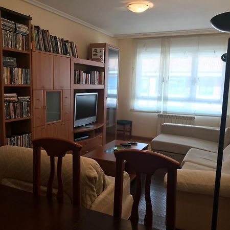Apartamento La Cenicienta Apartment เลออน ภายนอก รูปภาพ