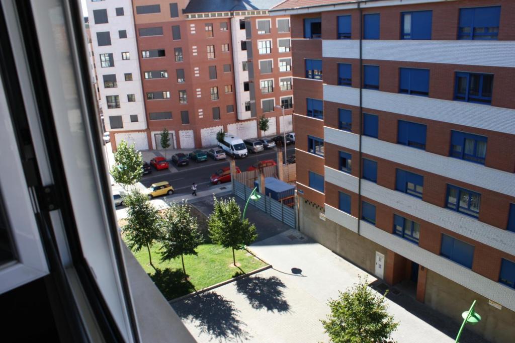 Apartamento La Cenicienta Apartment เลออน ห้อง รูปภาพ