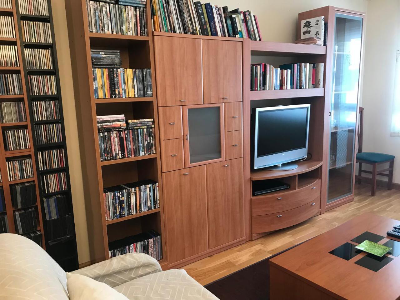 Apartamento La Cenicienta Apartment เลออน ภายนอก รูปภาพ