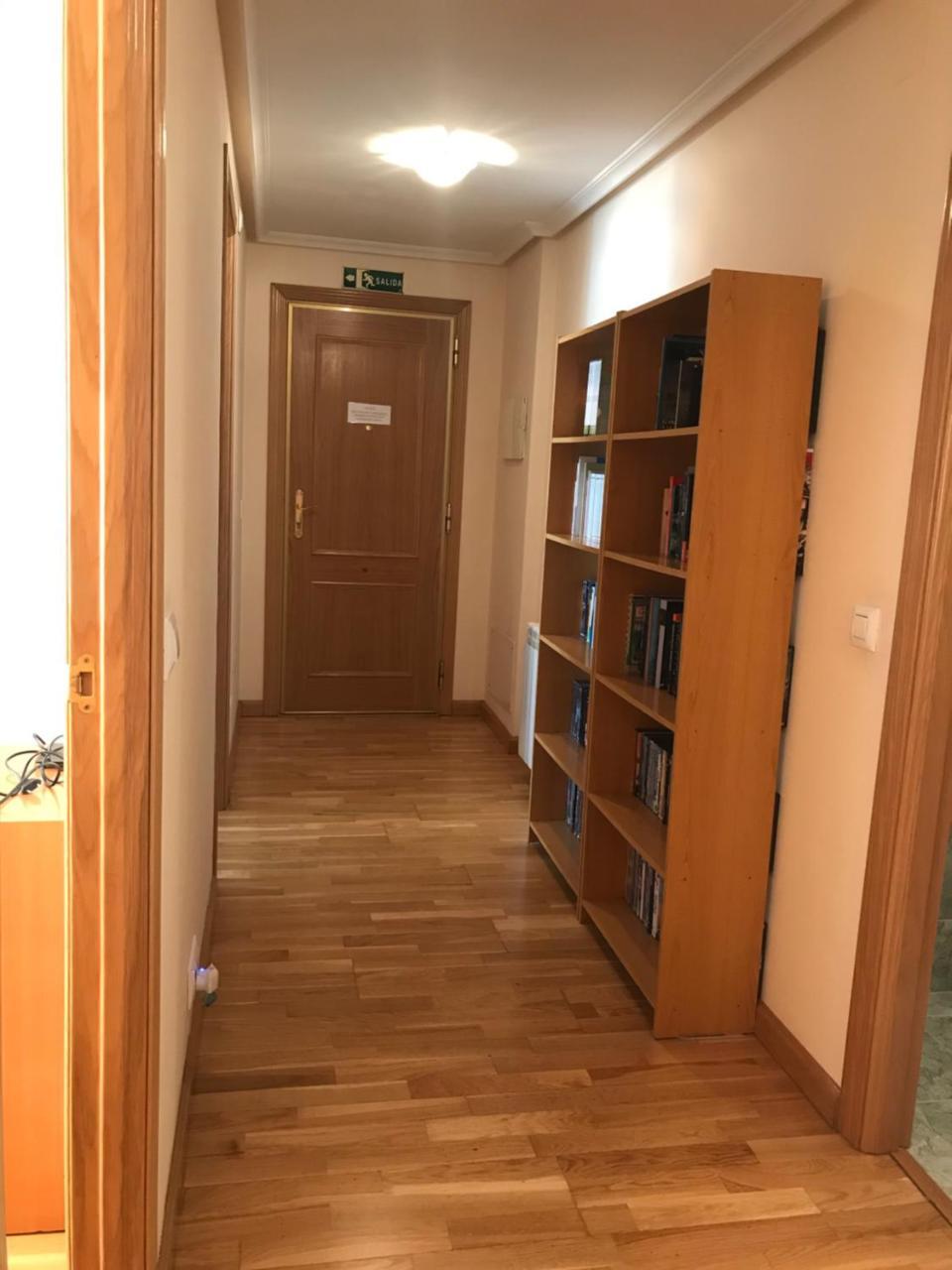 Apartamento La Cenicienta Apartment เลออน ภายนอก รูปภาพ