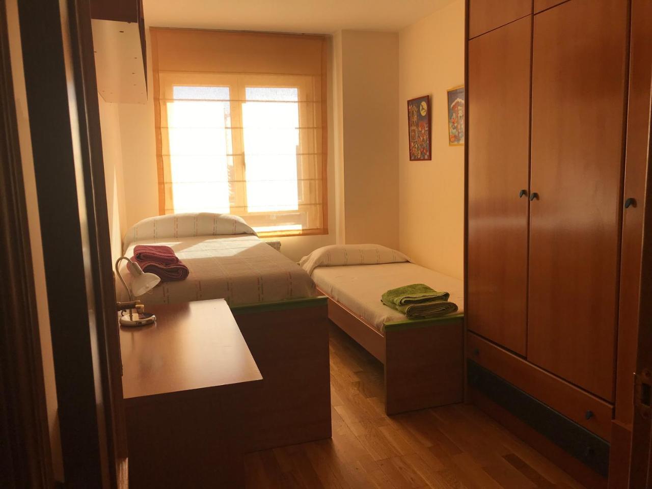 Apartamento La Cenicienta Apartment เลออน ภายนอก รูปภาพ