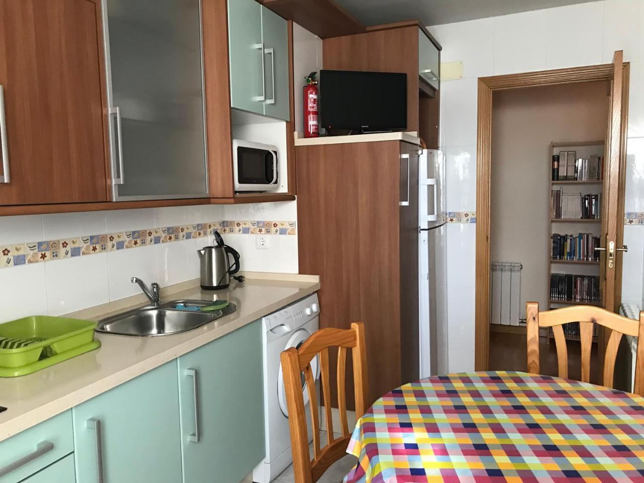 Apartamento La Cenicienta Apartment เลออน ภายนอก รูปภาพ