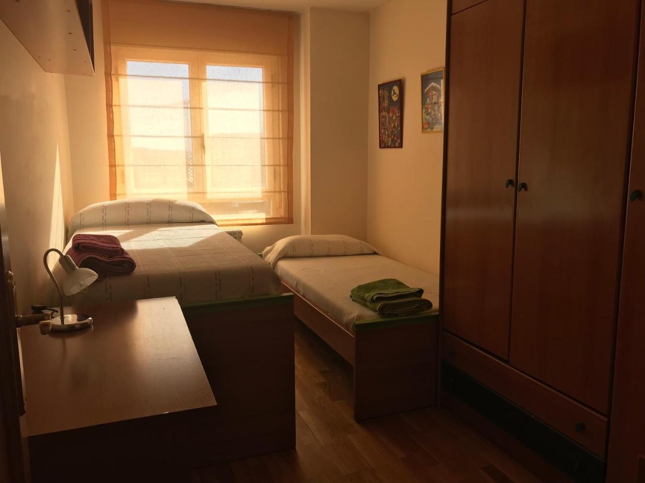 Apartamento La Cenicienta Apartment เลออน ภายนอก รูปภาพ